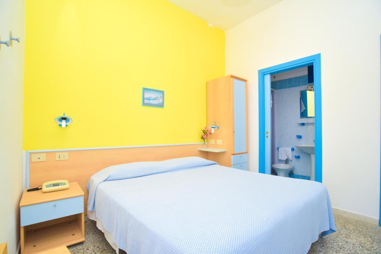 Hotel Celeste Procida Exterior foto