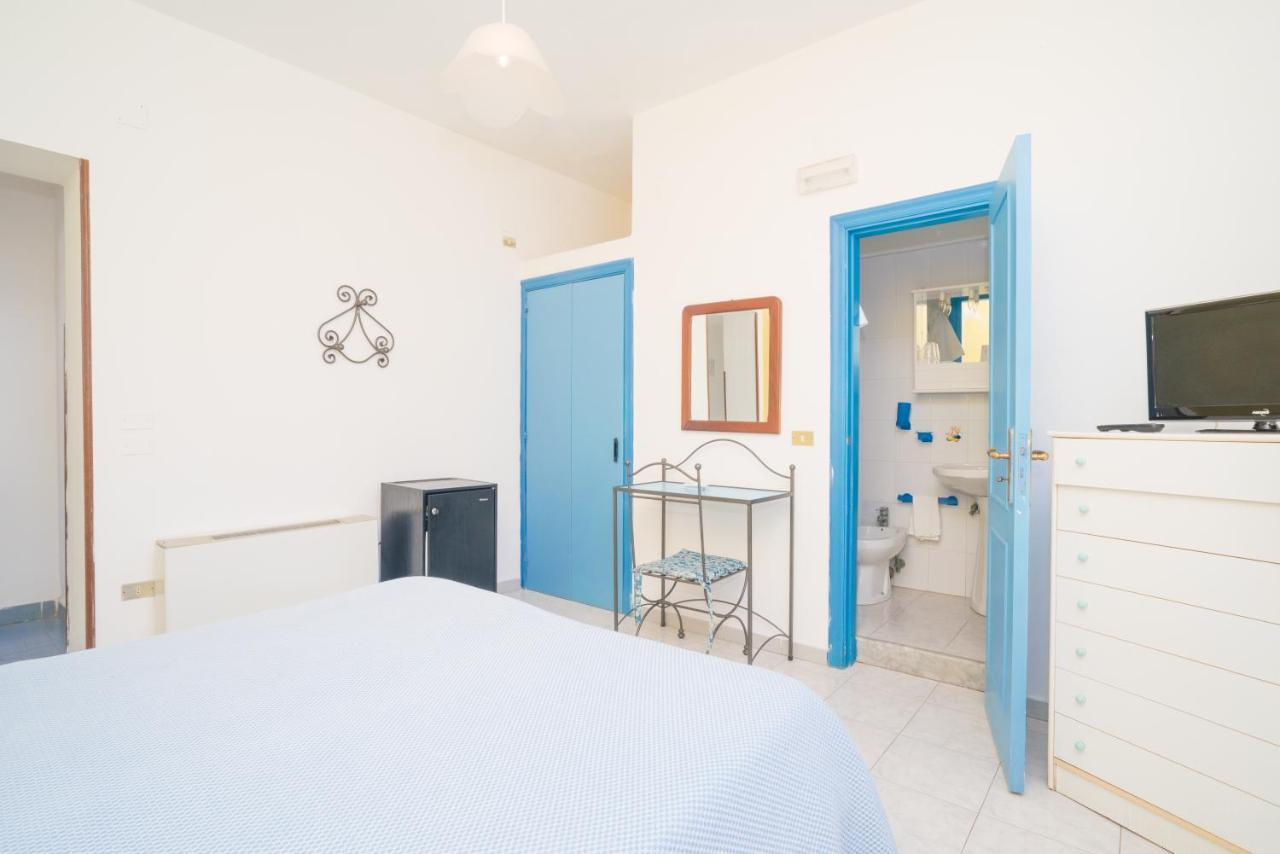 Hotel Celeste Procida Exterior foto